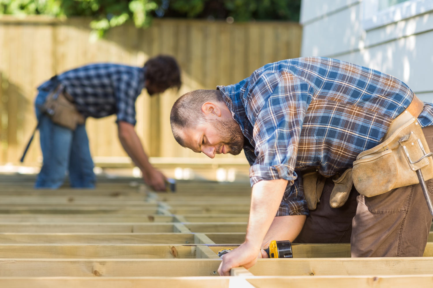 Comment choisir un groupe de sécurité ? - Le blog des artisans du bâtiment