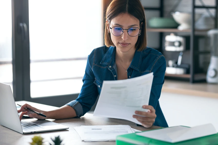 Comment lire une facture électronique : guide complet